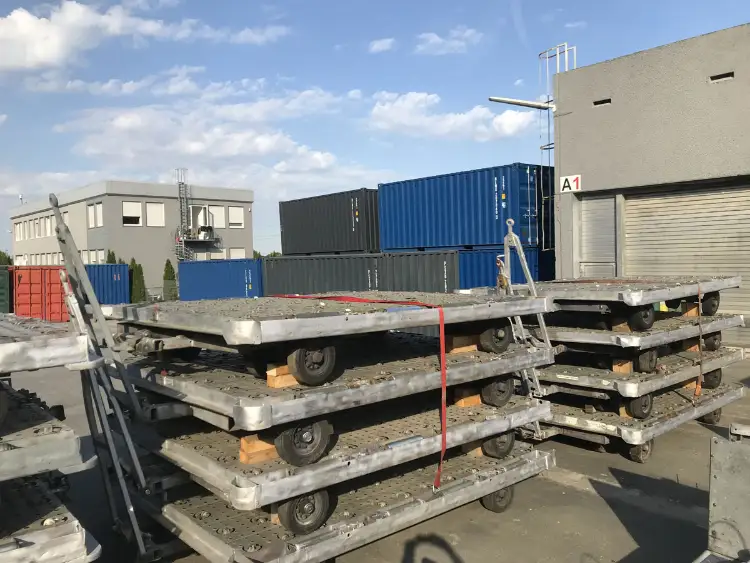 TCG 10ft Castor roller deck
